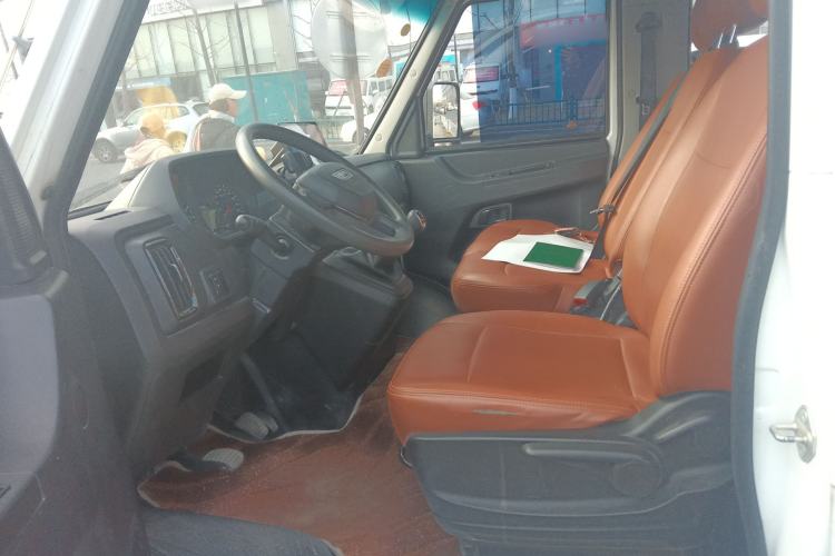 Used Iveco Daily 2023 2.5T A37M1 Long Wheelbase Mid-Roof Dual-Tire Side-Sliding Doors 5-9 Seats
