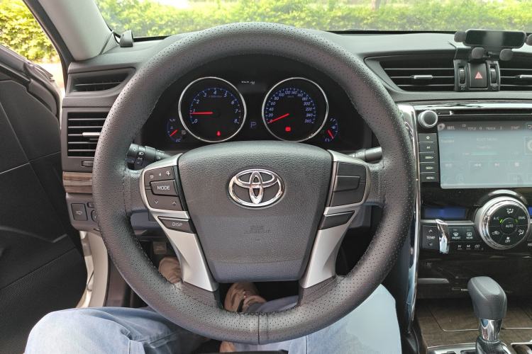 Used Toyota Reiz 2013 2.5S Elite Edition Steering Wheel
