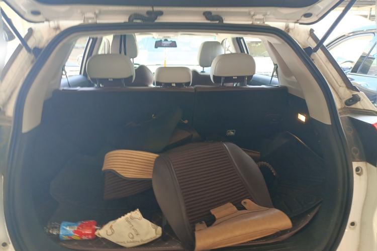 Used Geely Auto Emgrand X7 Sport 2022 1.8TD DCT Zhiya Trim Trunk