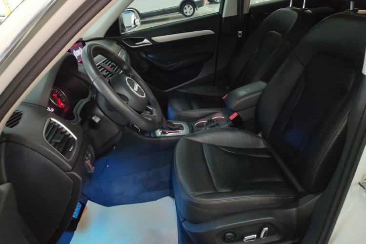 Used Audi Q3 2018 30th Anniversary Edition 35 TFSI Fashion Model Left Front Seat