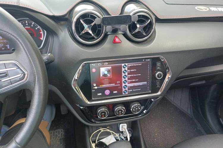 Used Soueast DX3 2018 1.5T CVT Luxury Model
