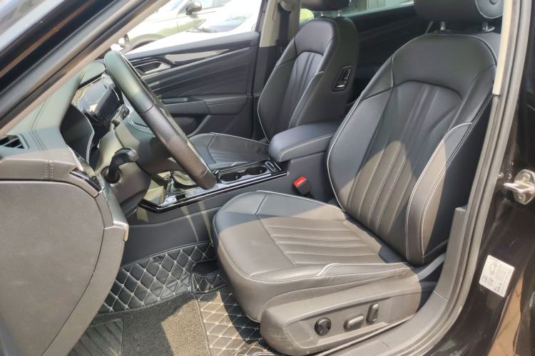 Used Volkswagen Passat 2022 330TSI Elite Edition Custom Version