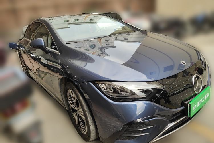 Used Mercedes-Benz EQE 2022 350 Luxury Edition Front Right 45 Deg