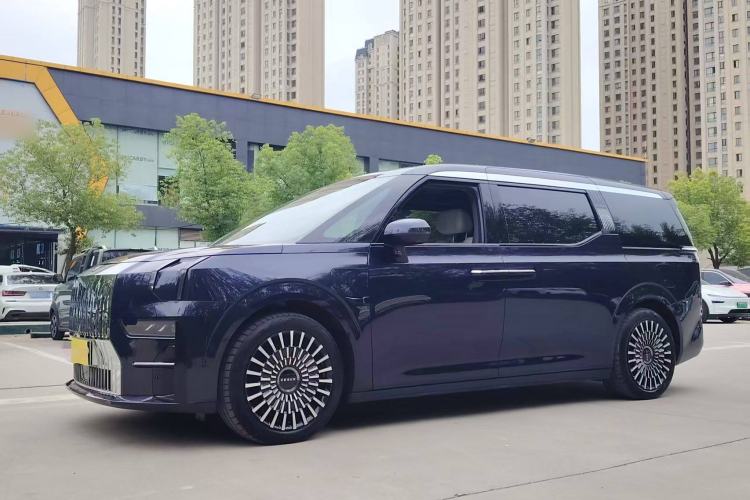 Used Zeekr 009 2022 WE Edition