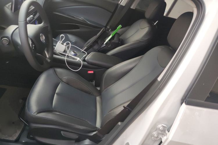 Used Buick Velite 6 2023 430km Range Commuter Version Left Front Seat