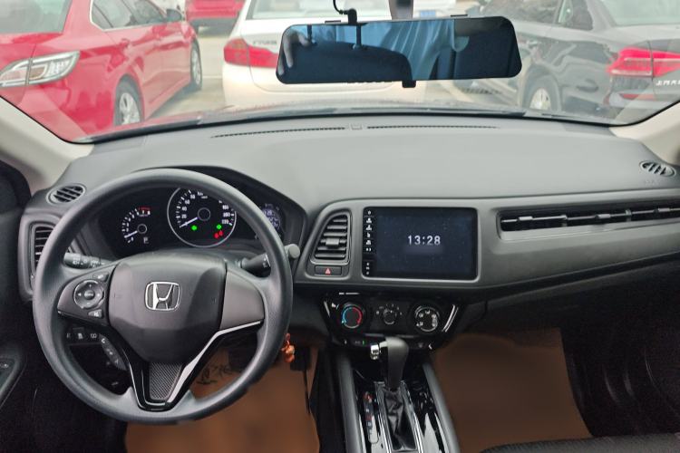 Used Honda Vezel 2020 1.5L CVT Pioneer Edition