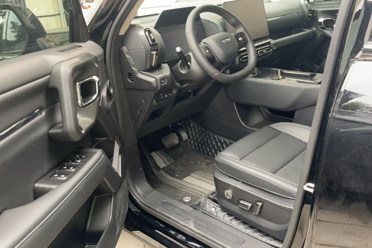 Used Haval H Dog 2026 Model 2.0T All-Wheel-Drive Trendy Wilderness Edition
