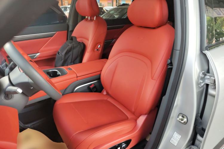 Used Dongfeng eπ eπ008 2024 210Max Range-Extended Version 6 Seats
