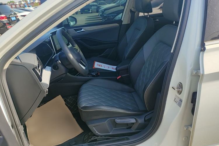 Used Volkswagen Sagitar 2023 300TSI DSG Excellence Edition
