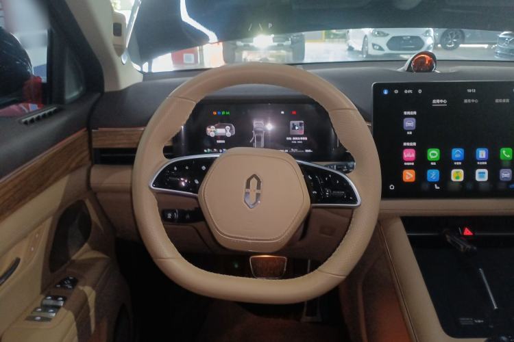 Used Hima AITO M7 2024 1.5T Intelligent Driving Rear-Drive Pro Version 5 Seats Steering Wheel