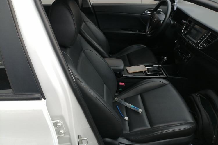 Used Hyundai Mistra 2016 1.8L Automatic Smart GLS Right Front Seat