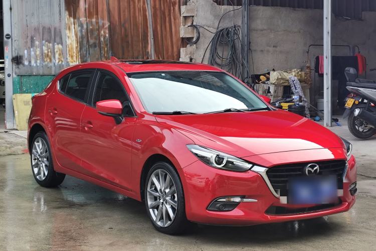 Used Mazda Mazda 3 Axela 2017 Hatchback 2.0L Automatic Sport Model China V Emission Standard
