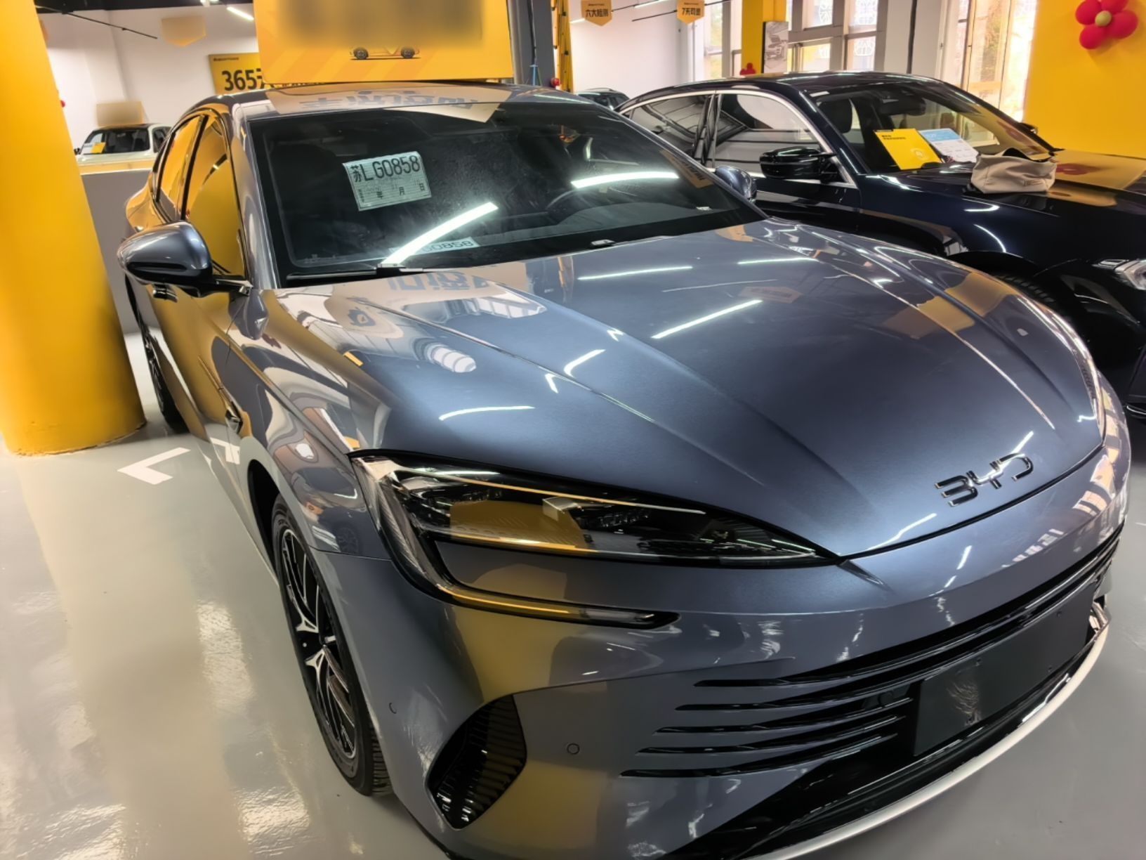 BYD Seal 07 DM-i 2025 Intelligent Driving Version DM-i 1.5L 125 km Luxury Edition — снимка 3