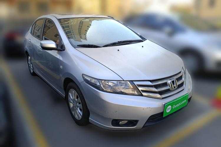 Used Honda City Classic 2014 Style 1.5L Manual Elite Edition Front Right 45 Deg