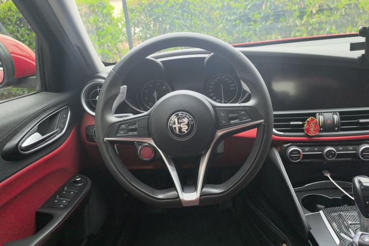 Used Alfa Romeo Giulia 2017 2.0T 280HP Luxury Edition