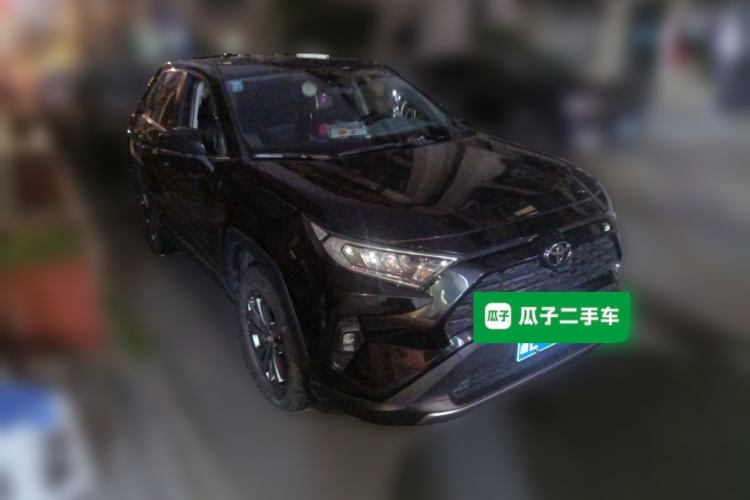 Used Toyota RAV4 2023 2.0L CVT Two-Wheel Drive Fashion Edition
