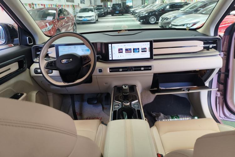 Used Geely Auto icon 2023 1.5TD Chocolate Smoothie Edition
