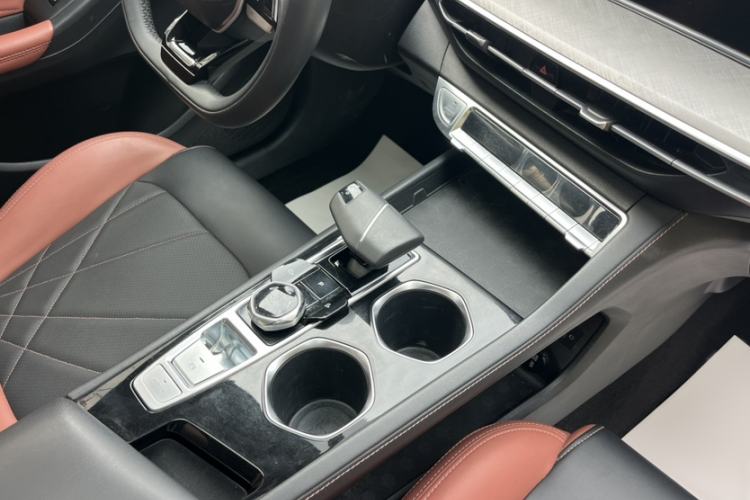 Used CHANGAN Eado 2022 PLUS Blue Whale NE 1.4T GDI DCT Prestige Edition
