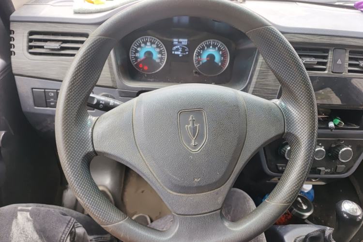 Used Jinbei Hiace X30 2021 1.5L Standard Model Central Air-Conditioned Bus China VI Emission Standard SWC15M