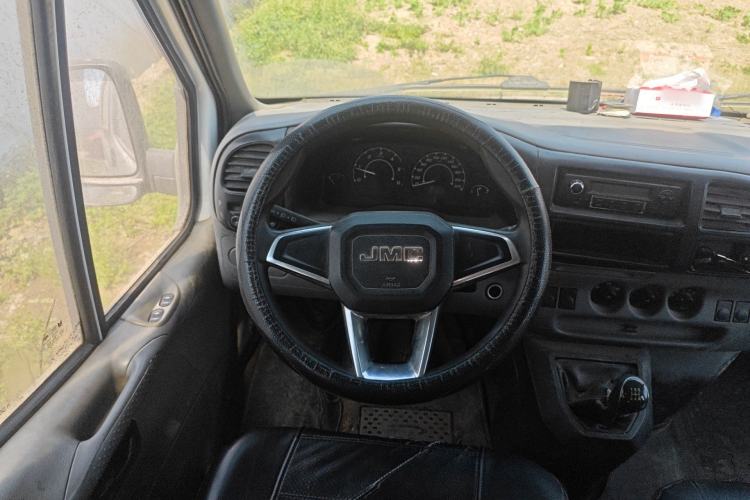 Used JMC Transit 2017 2.8T Commercial Version Short Wheelbase Mid-Roof 6/7/8-Seater JX493