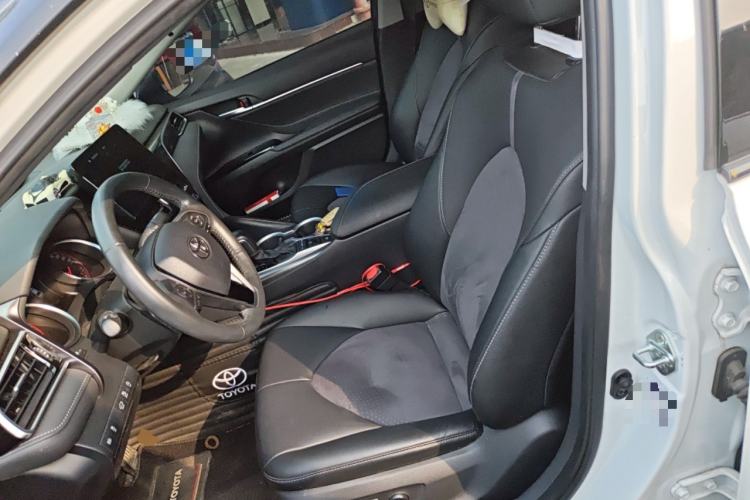 Used Toyota Camry 2023 2.0S FENGSHANG Edition
