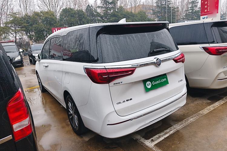 Used Buick GL8 2022 ES Landtrek 653T Luxury Edition