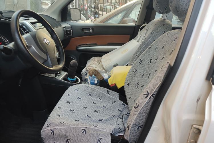 Used Dongfeng Fengdu MX6 2016 2.0L Manual Two-Wheel Drive Navigation Edition Left Front Seat