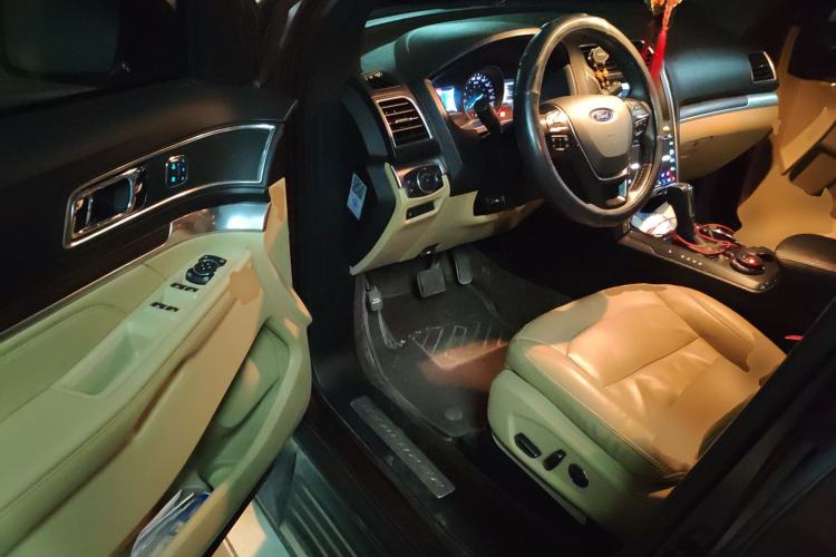 Used Ford Explorer 2016 2.3T Elite Edition
