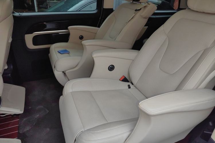 Used Mercedes-Benz V-Class 2018 V 260 L Prestige Extended Version China VI Left Rear Seat