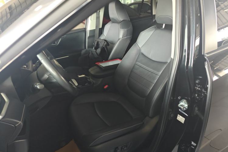 Used Toyota RAV4 2023 2.0L CVT Two-Wheel Drive Fashion Plus Edition