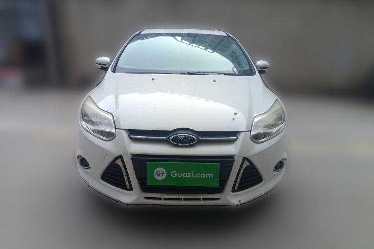 Used Ford Focus 2012 Hatchback 1.6L Manual Fashion Edition