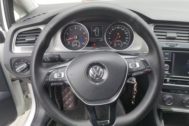 Used Volkswagen Golf 2015 1.4TSI Automatic Comfort Model