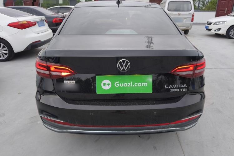 Used Volkswagen Lavida 2023 1.5L Automatic Full-Comfort Edition
