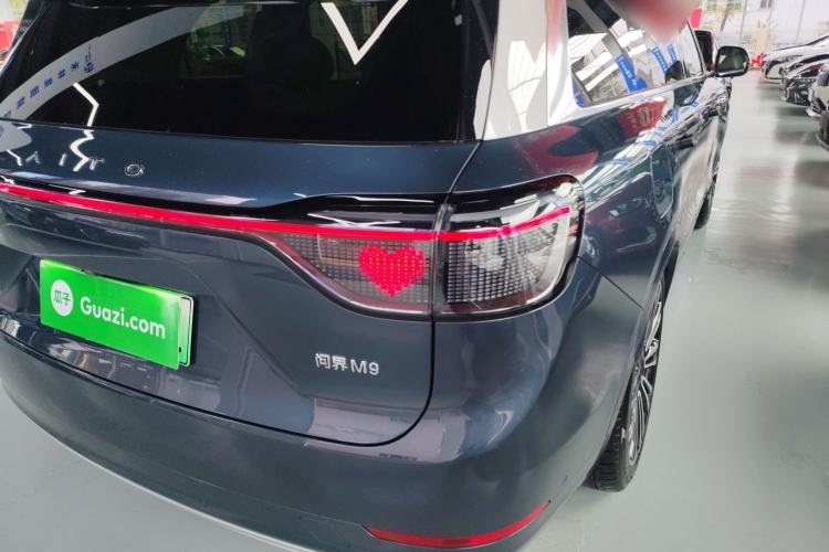 Used Hima AITO M9 2024 Range-Extended Ultra Version 52 kWh 5-Seater Model
