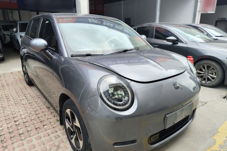 Used JAC Yiwei 3 2023 405km Lite Front Right 45 Deg