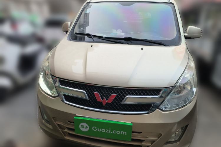Used Wuling Rongguang V 2016 1.2L Standard Version Front