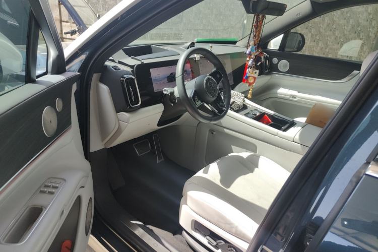 Used Hima AITO M9 2024 All-Electric Max Version 100 kWh 6-Seater