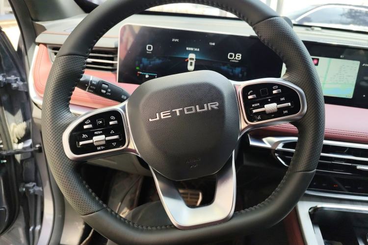 Used JETOUR X70 PRO 2023 1.5T DCT Comfort Edition 5 Seats