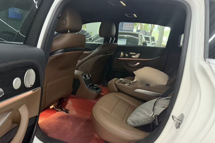 Used Mercedes-Benz E-Class 2023 E 300 L Sport Luxury Edition Interior 5