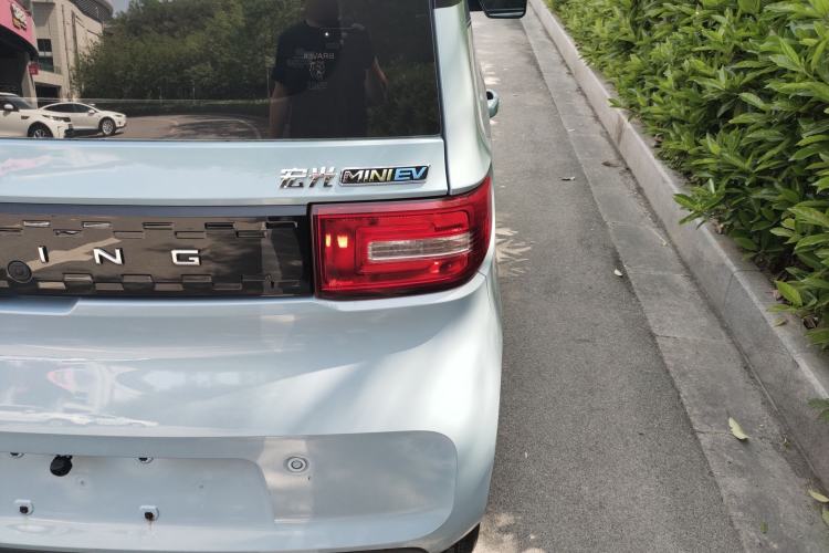 Used Wuling Hongguang MINIEV 2020 Zizai Version Lithium-NMC Exterior 3