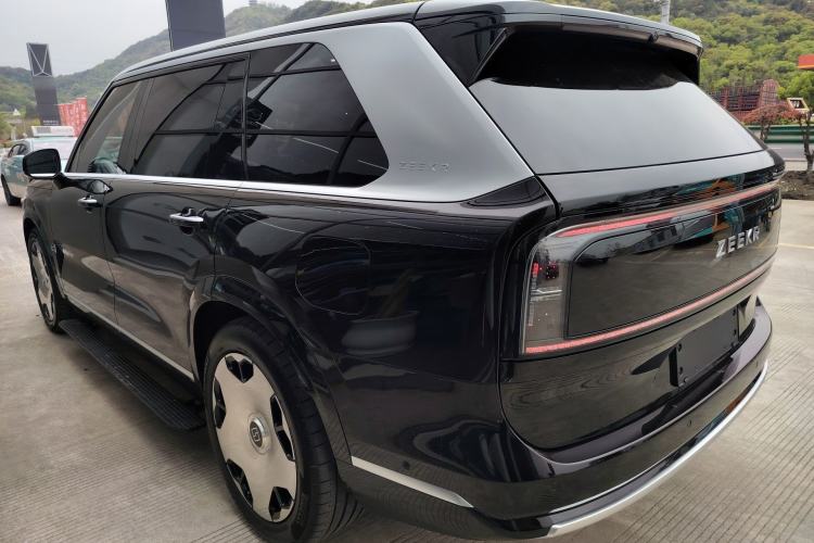 Used Zeekr 9X 2025 Ultra Edition Rear Left 45 Deg
