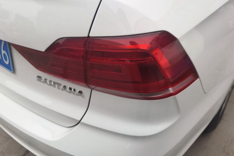 Used Volkswagen Santana 2019 1.5L Manual Fashion Edition China VI Standard Right Rear Taillight
