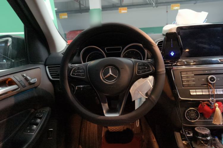 Used Mercedes-Benz GLE 2016 GLE 400 4MATIC Steering Wheel
