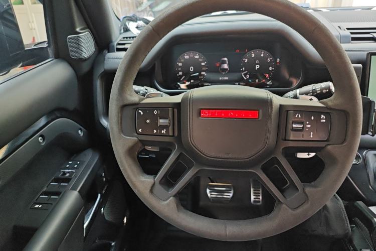 Used Land Rover Defender 2023 110 5.0T V8