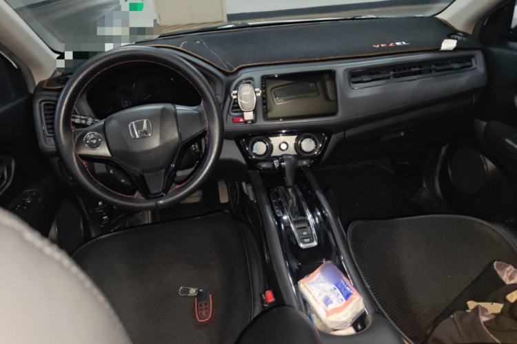 Used Honda Vezel 2017 1.5L CVT 2WD Comfort Model Center Console