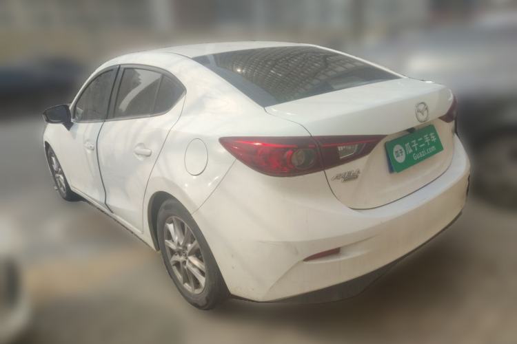 Used Mazda 3 Axela 2016 Sedan 1.5L Automatic Comfort Model