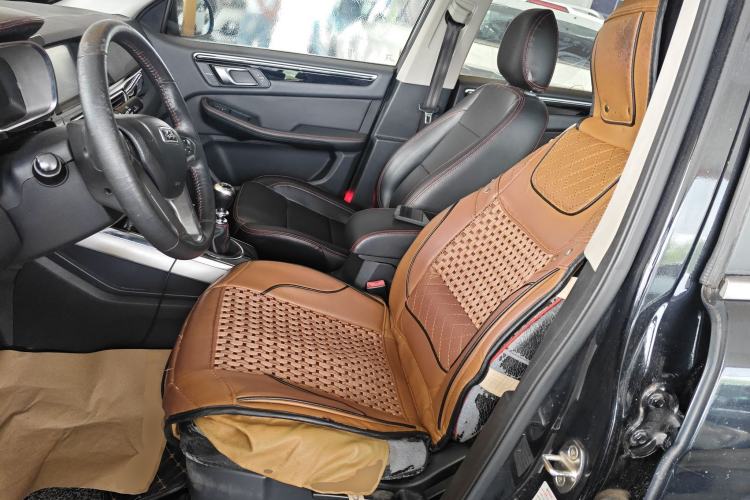 Used Zotye Domy X5 2015 1.5T Manual Luxury Model China V Standard
