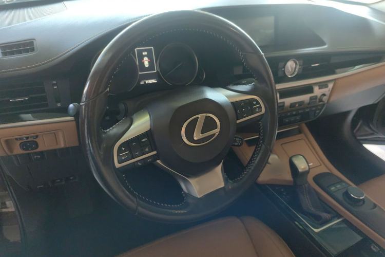 Used Lexus ES 2015 200 Elite Edition