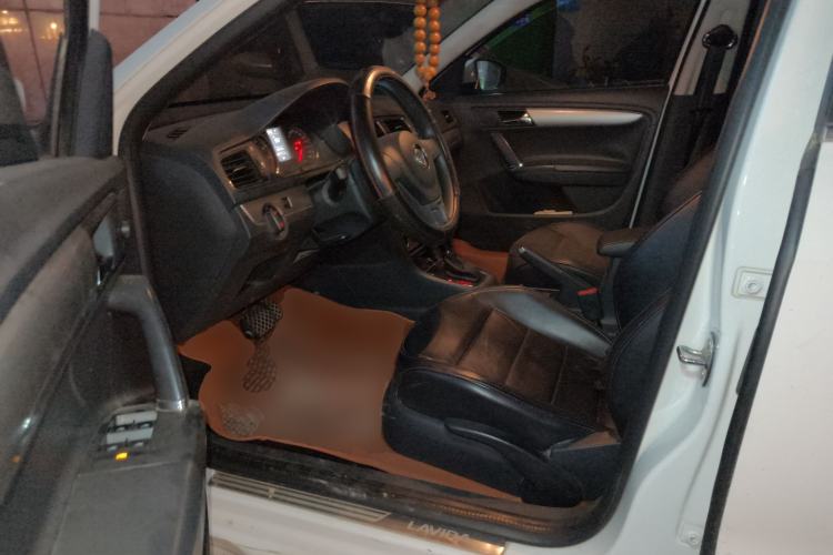 Used Volkswagen Lavida 2013 Restyled Classic 1.6L Automatic Comfort Edition
