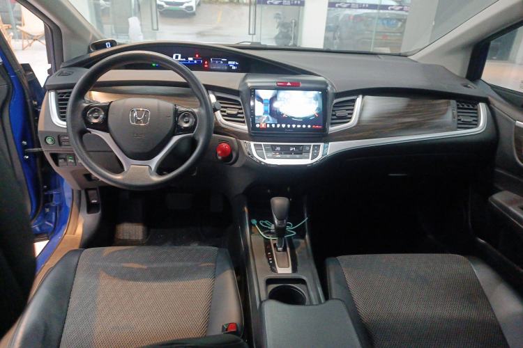 Used Honda Jade 2017 1.8L automatic Comfort version 5 seats
